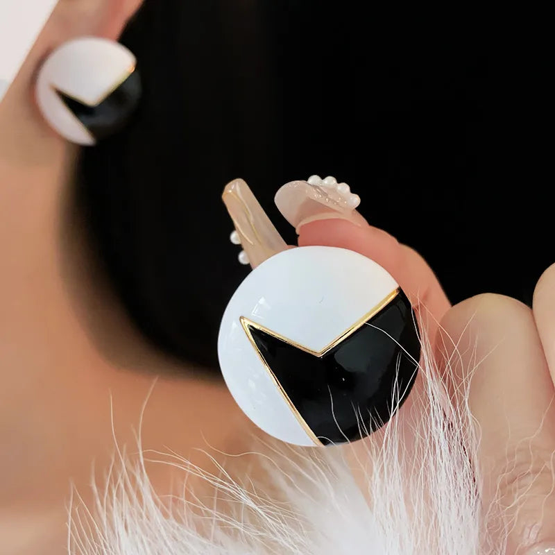 Chic Statement Studs