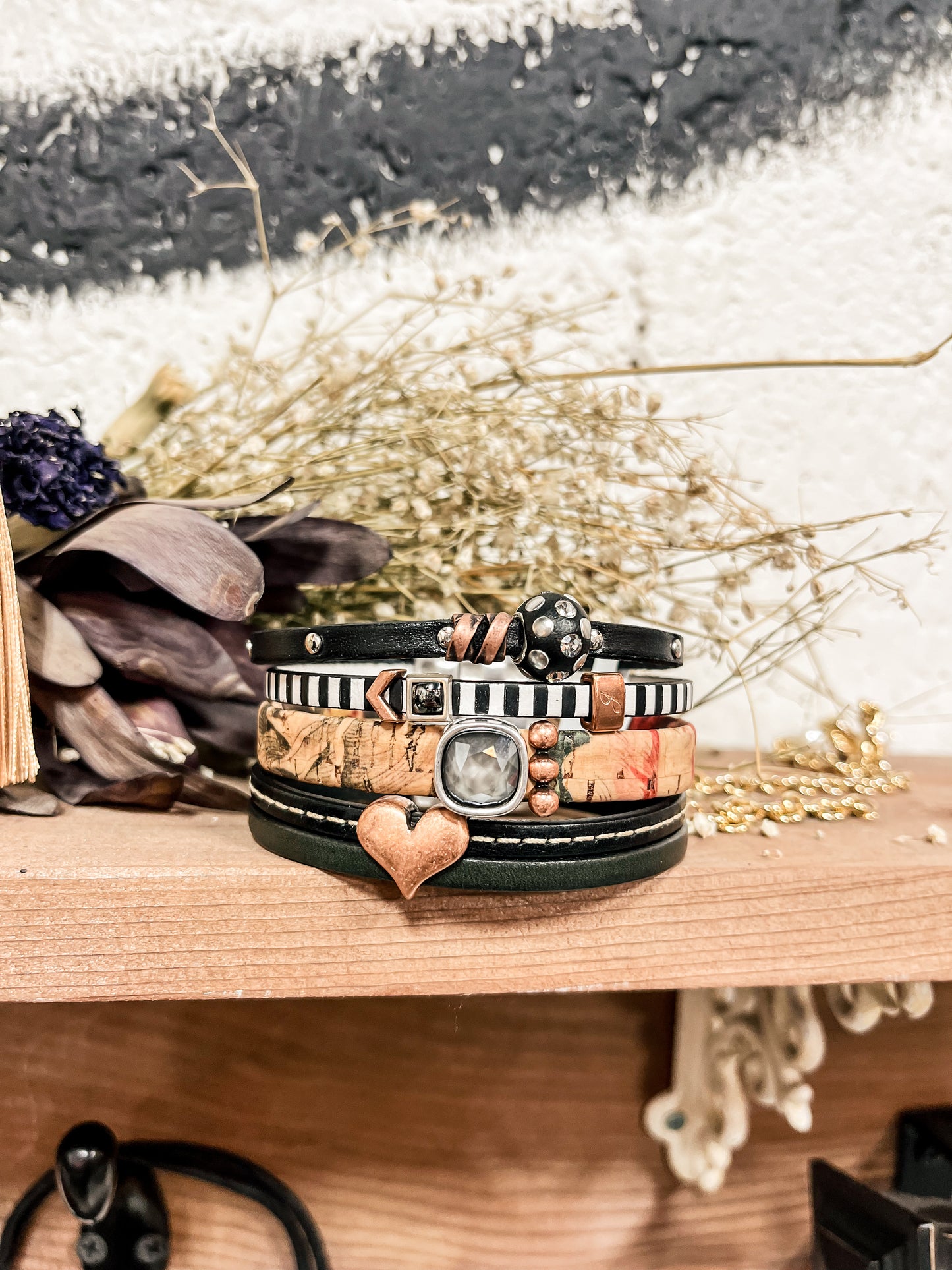 “Lovely” Leather Bracelet