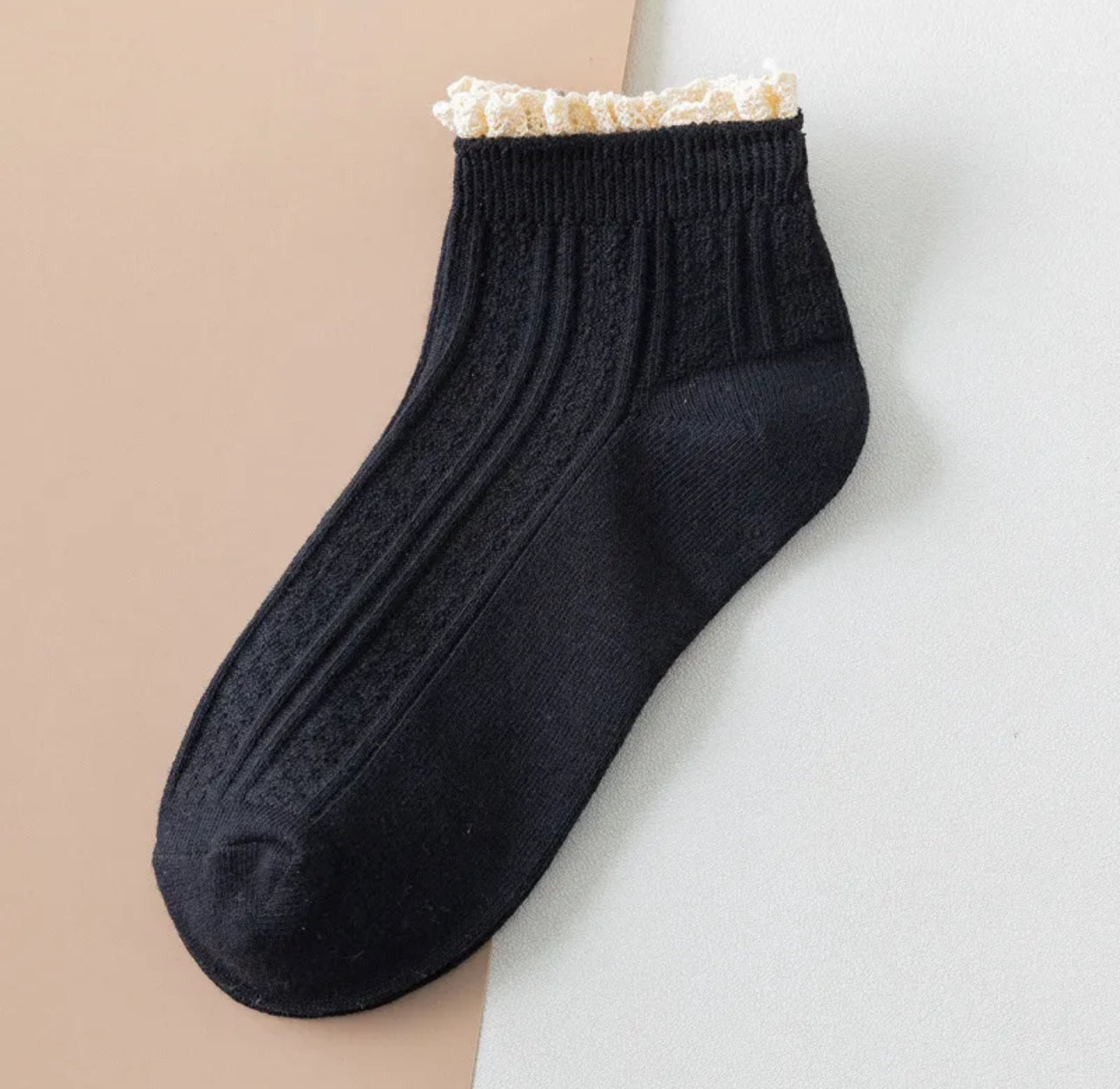 Frilly & Flirty Ankle Socks