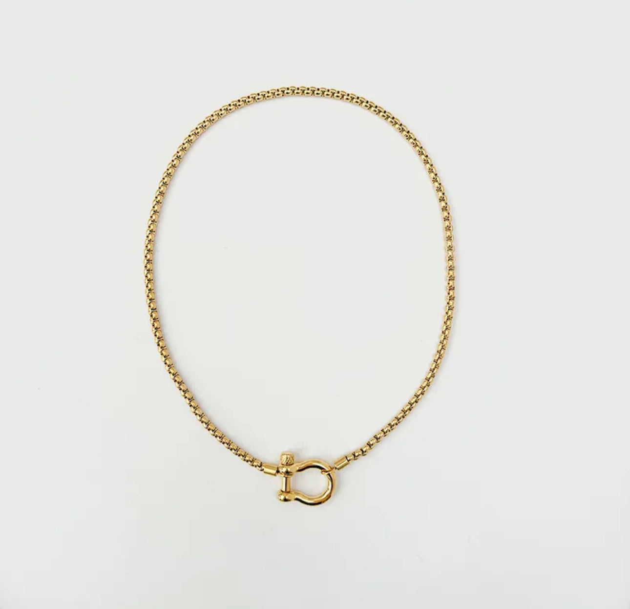 Gold Herradura Necklace