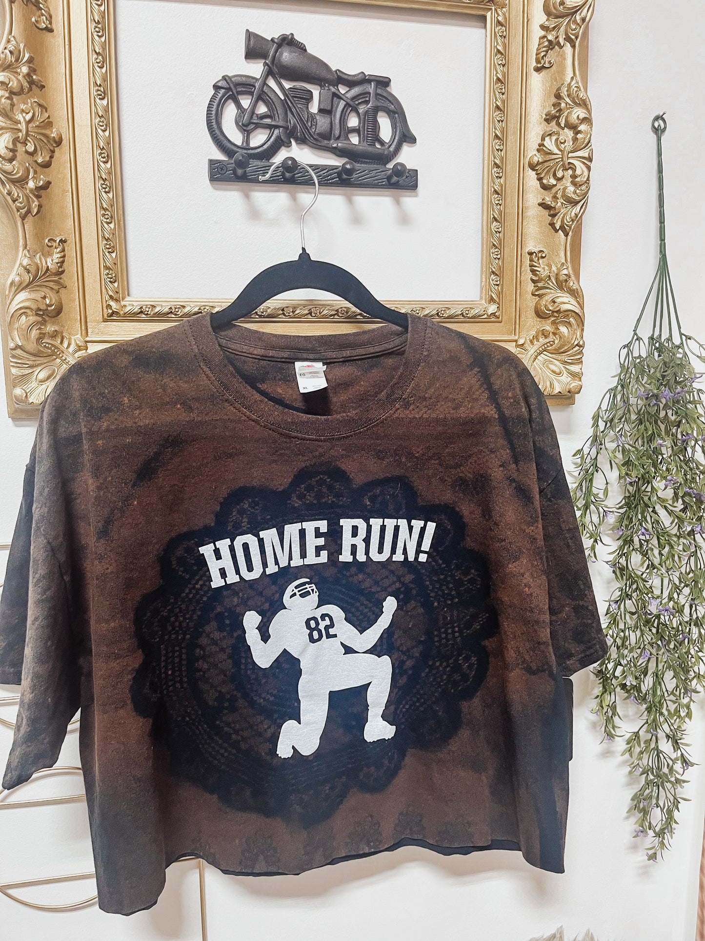 Home Run Cropped Graphic Tee