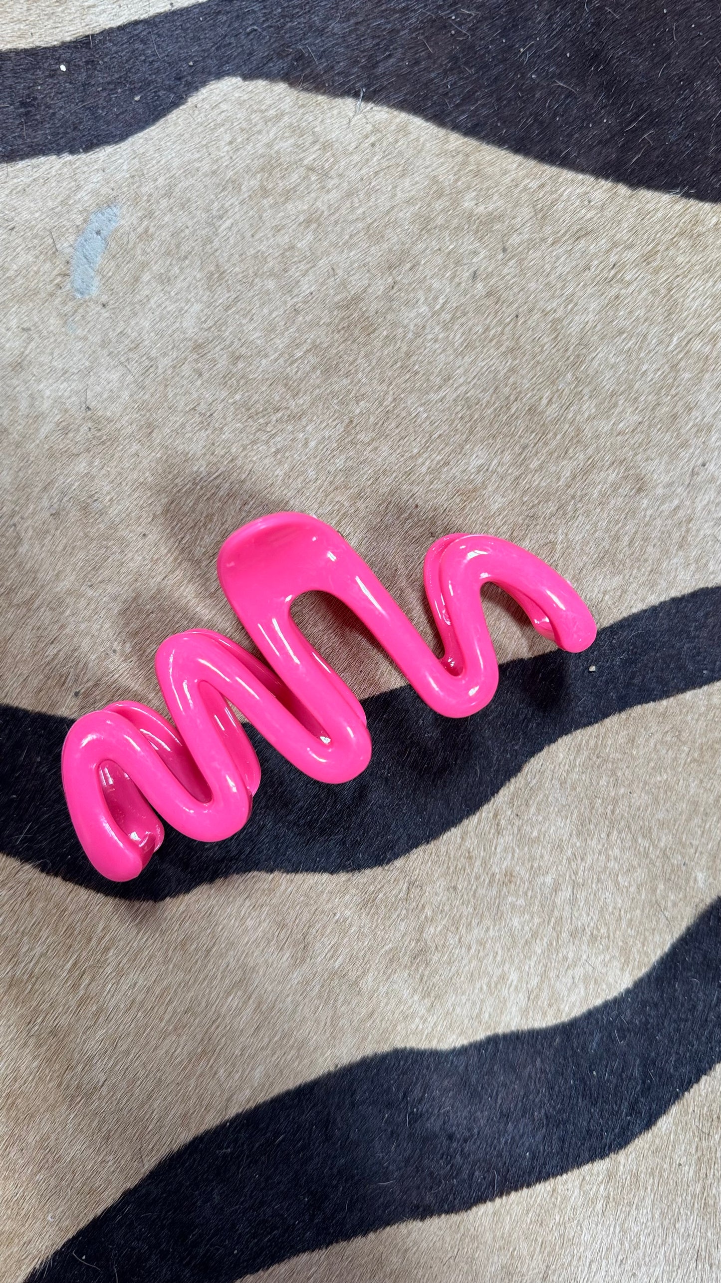 Twist & Shout Claw Clip