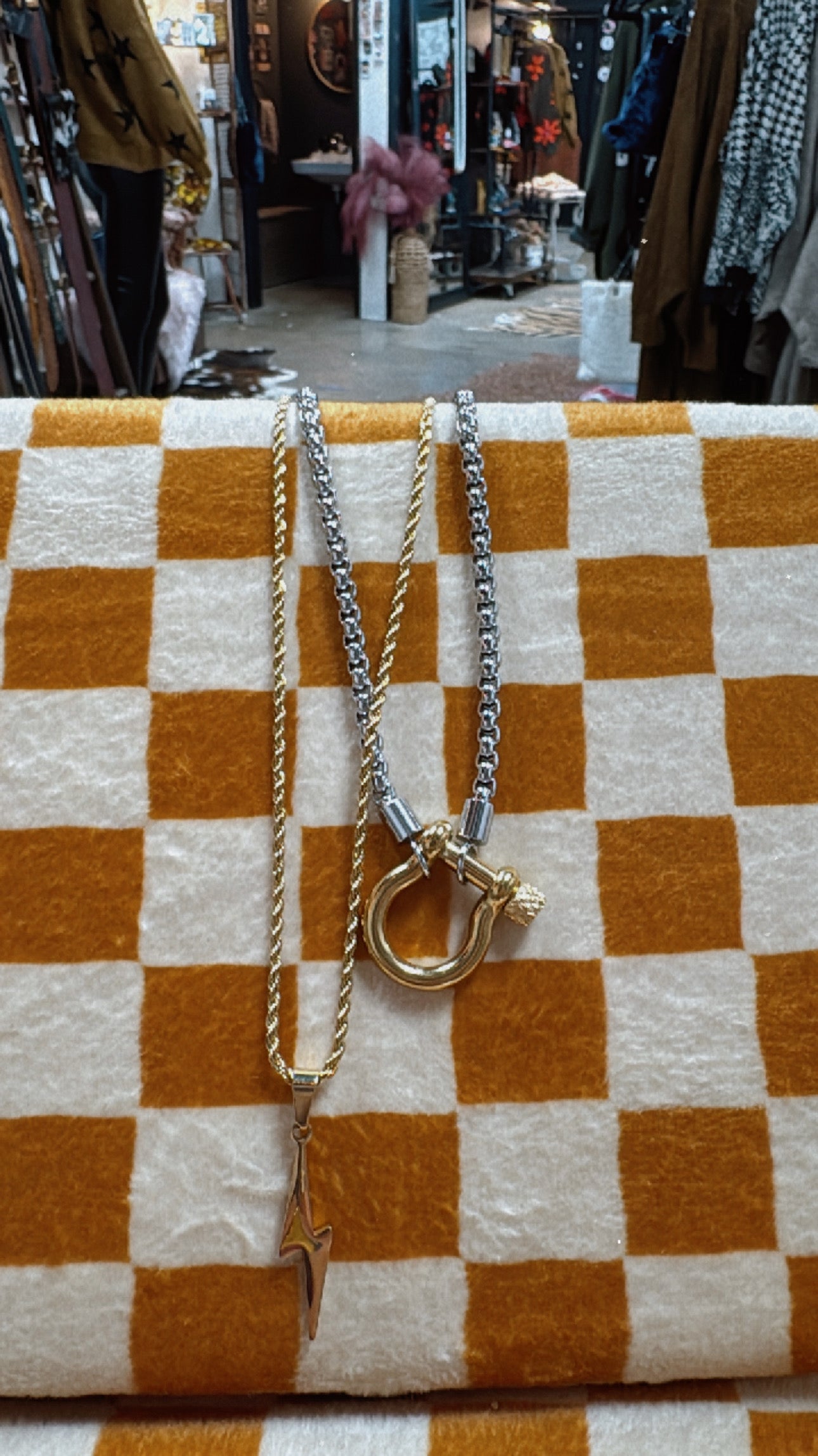 Silver Herradura Bolt Necklace Set