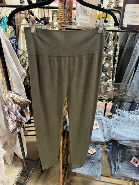 Cest Moi Ribbed Leggings