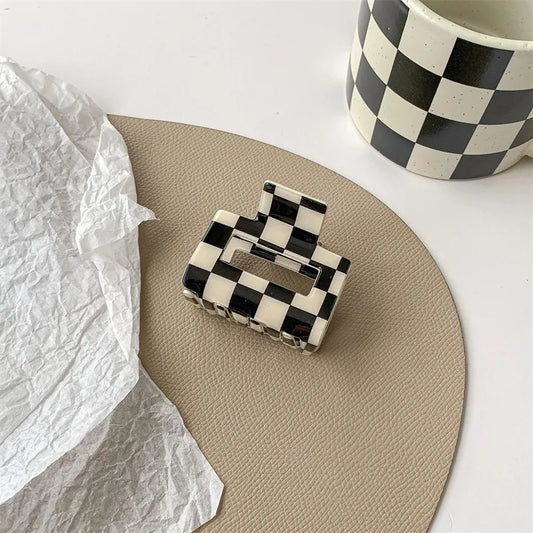 Small Square Checkered Claw Clip